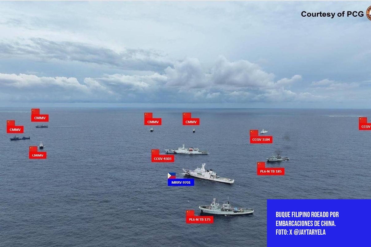 China embiste buque de Filipinas en aguas en disputa