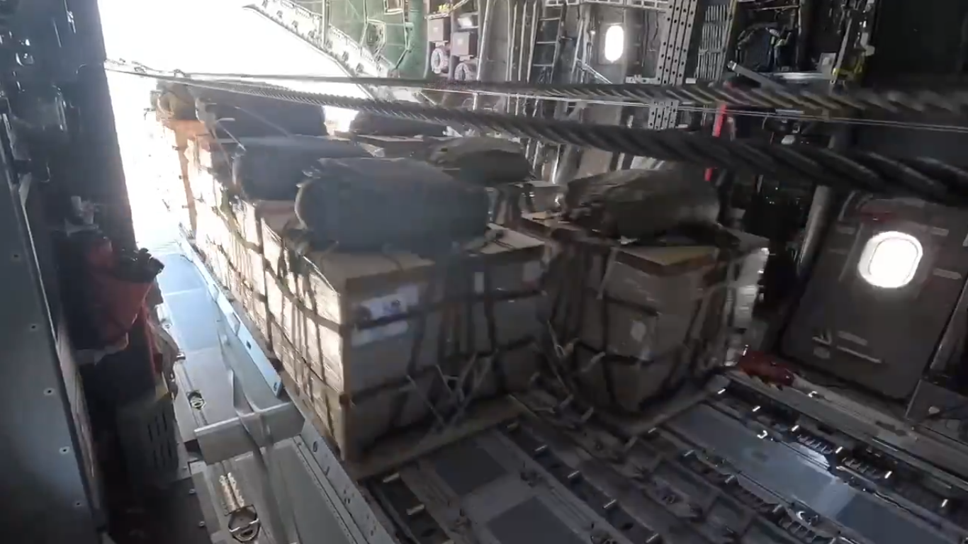 Un A400M español ya está en Jordania para lanzar ayuda humanitaria sobre Gaza