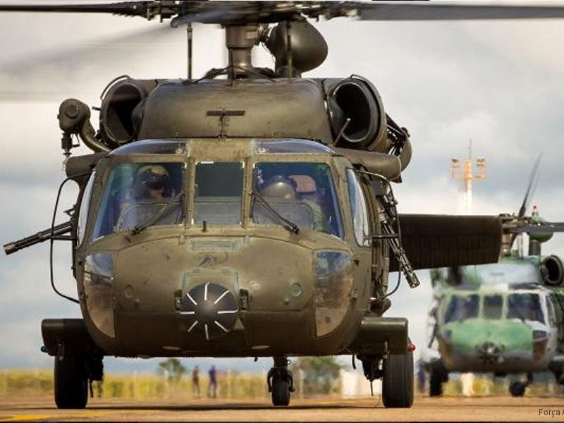 FA de Brasil adquiere UH-60L Black Hawk reacondicionados