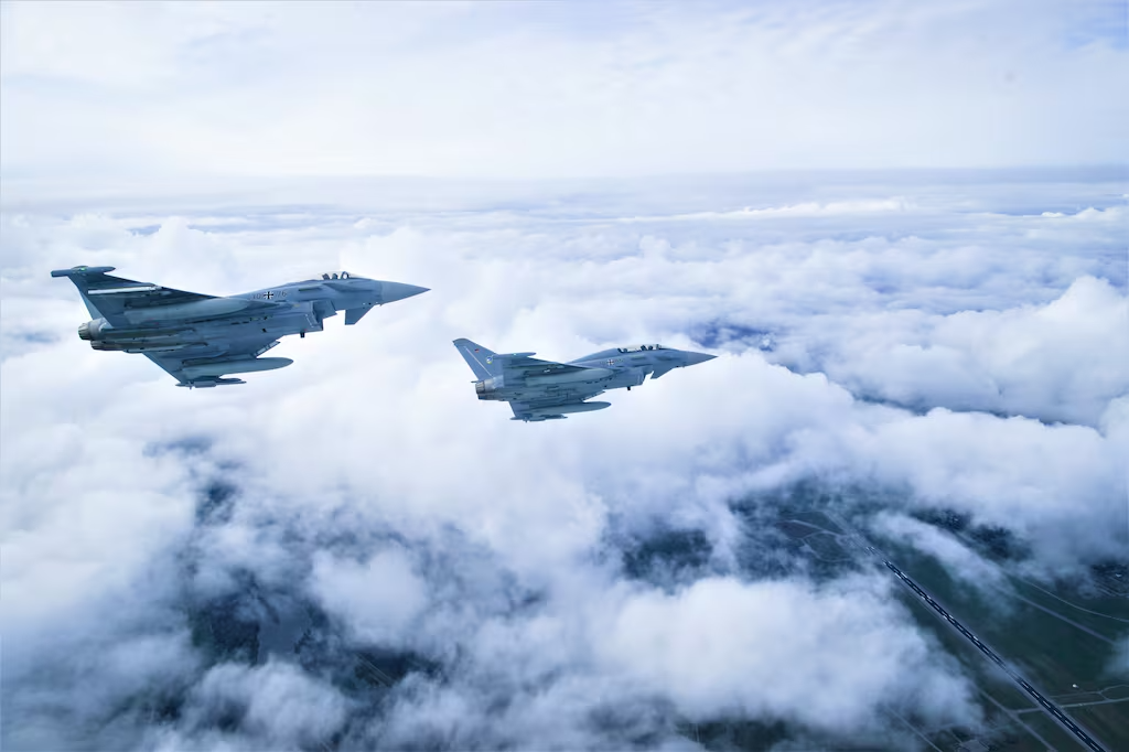 Bangladesh inicia conversaciones formales para adquirir cazas Eurofighter