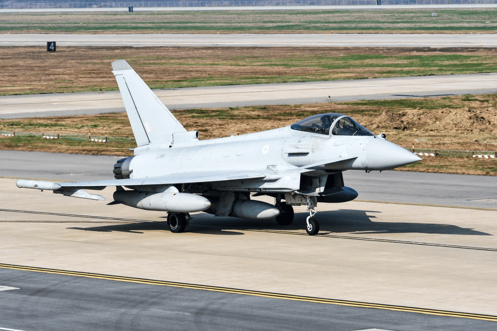 El Reino Unido despliega aviones Typhoon en Qatar