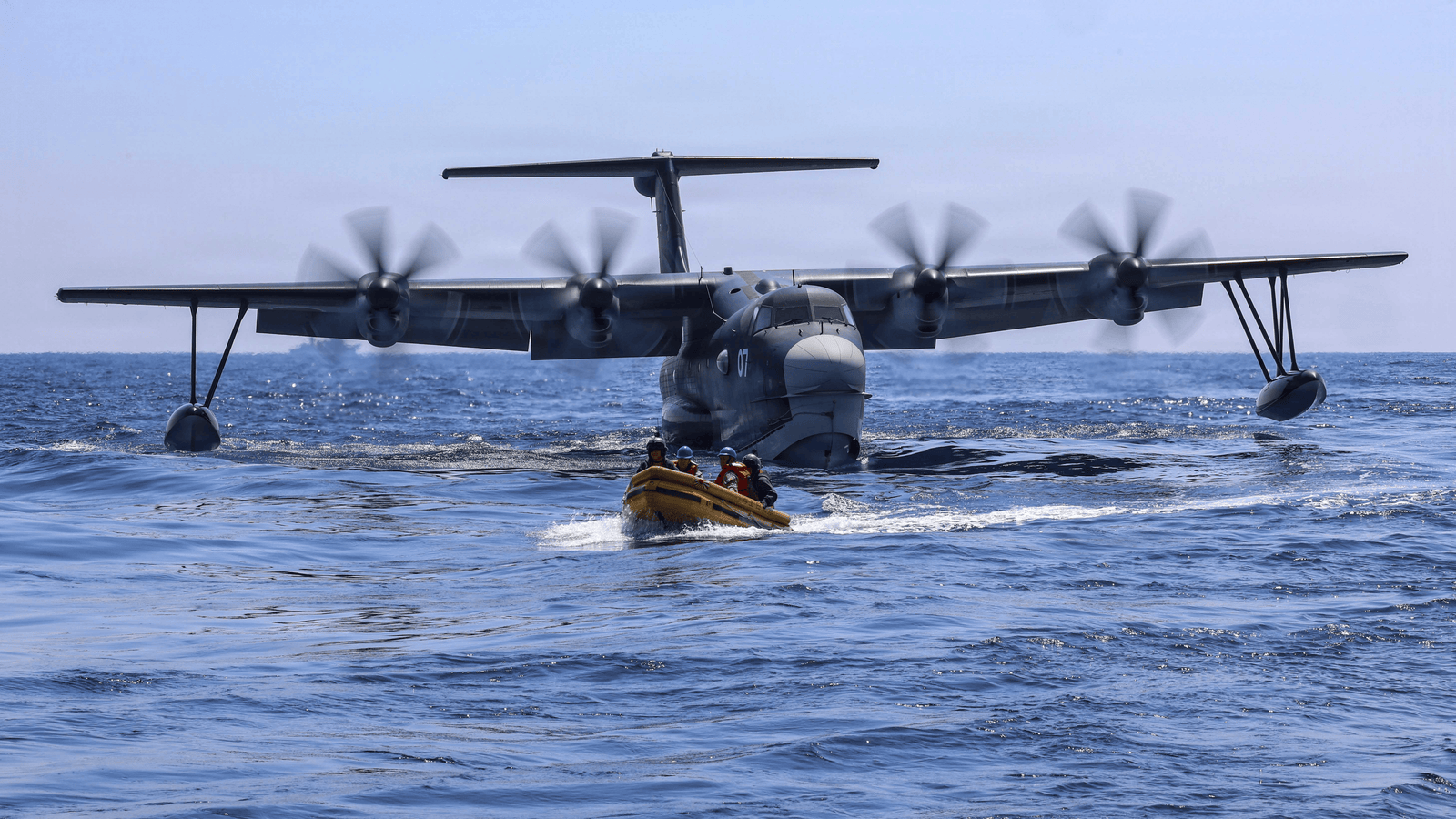 Japón despliega avión anfibio y ejecuta entrenamiento de evacuaciones médicas