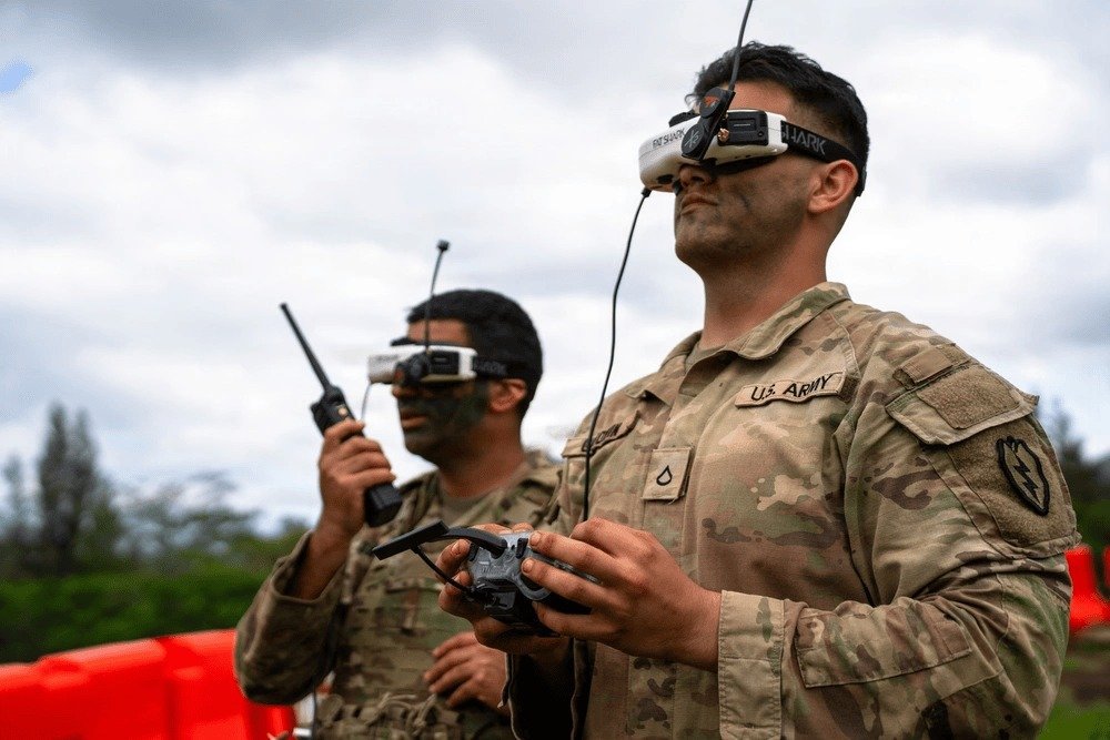 Estados Unidos despliega nueva unidad orientada a la guerra electrónica