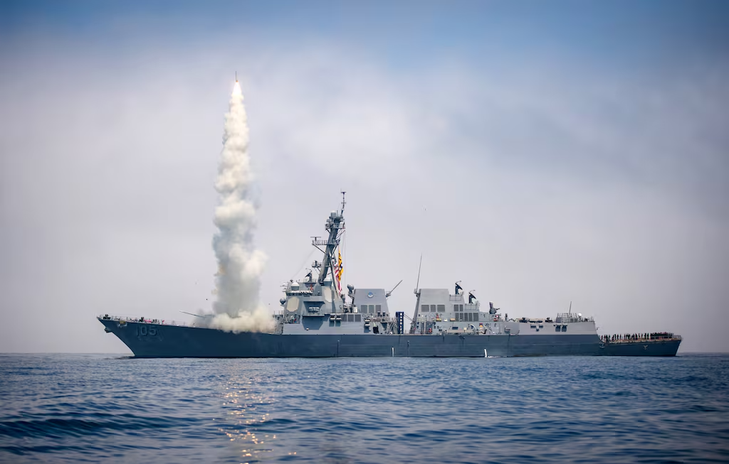 Estados Unidos ejecuta ataques de autodefensa contra capacidades iraníes